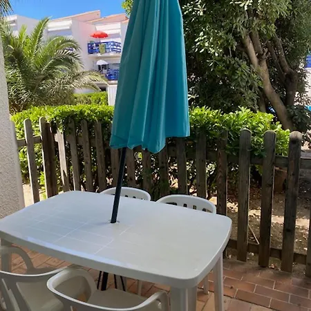 A Port : 4 Pers, Piscine, Front De Mer, Terrasse, Parking - Fr-1-798-9 شقة